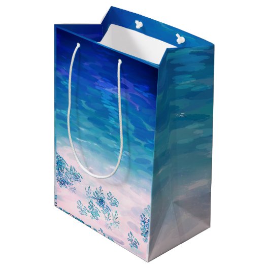 Blauwe Zee Beach Medium Cadeauzakje (Achterkant Gekanteld)