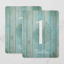 Blauwe Zeeschelp op Houten Tafelnummer voor Trouwf