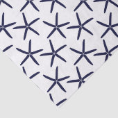 Blauwe zeester op witte achtergrond tissuepapier (Detail)