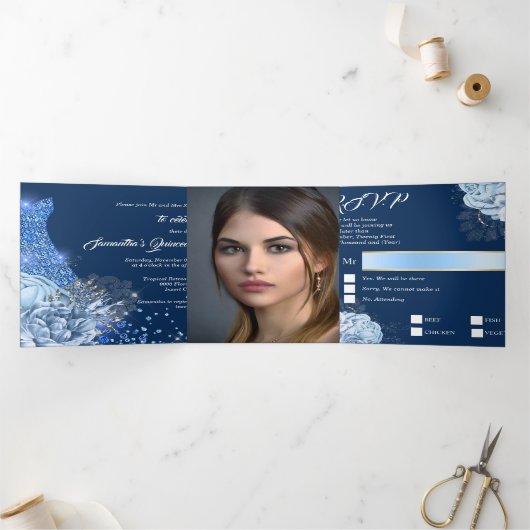 Blauwe zilveren roos vrouwen Foto's Drieluik Uitnodiging (Binnen)