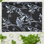 Blauwe zilverventilatorlijnen op zwart theedoek (Gevouwen)