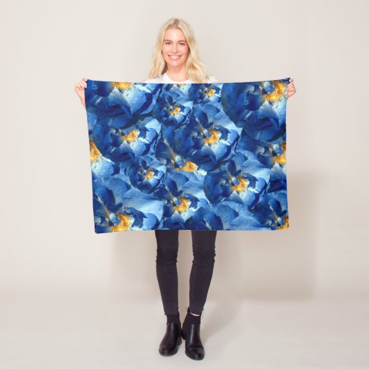 Blauwe Zomer, Blauwe Rozen Bloemen Fleece Deken (In situ)