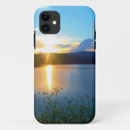 Blauwe zonsondergang op het meer Case-Mate iPhone case