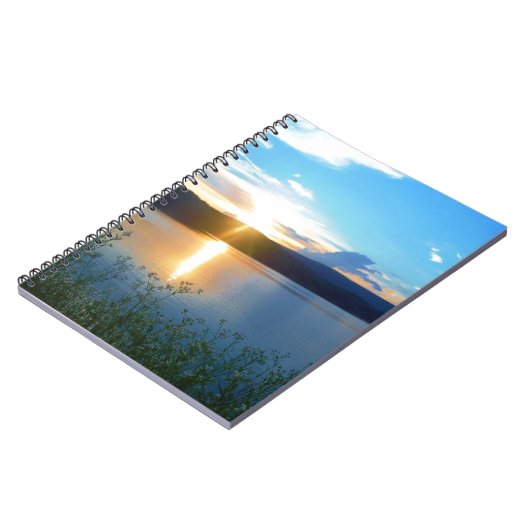 Blauwe zonsondergang op het meer notitieboek (Linkerzijde)