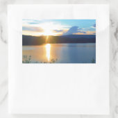 Blauwe zonsondergang op het meer rechthoekige sticker (Tas)