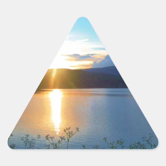 Blauwe zonsondergang op het meer sticker (Voorkant)