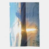 Blauwe zonsondergang op het meer theedoek (Verticaal)