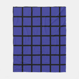 Blauwgekleurd vierkant patroon en zwarte randen fleece deken