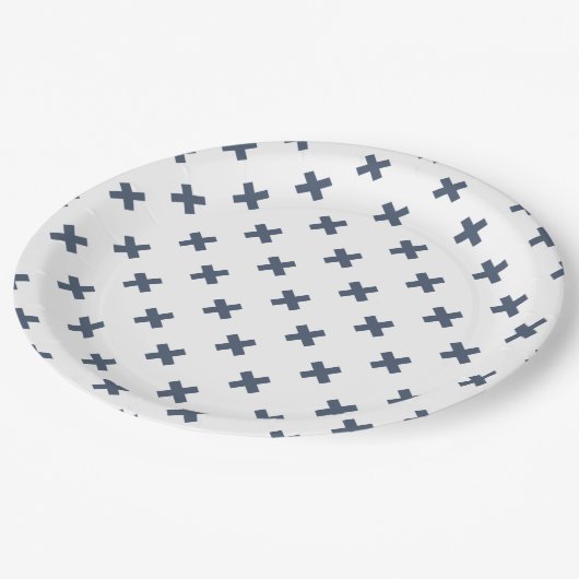 Blauwgrijze kruisstiften op wit papieren bordje (Gekanteld)