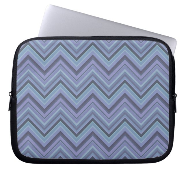 Blauwgrijze zigzagstroken laptop sleeve (Voorkant)