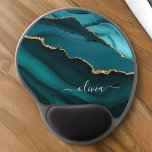 Blauwgroen Aqua Blue Agate Geode Gold Monogram Gel Muismat<br><div class="desc">Blauwgroen Aqua Blue Green en Gold Foil Agate Geode Monogram Prachtige Elegant Script Name Mousepad (muispad). Dit maakt de perfecte zoete 16, 13th, 15th, 16th, 18th, 21th, 30th, 40th, 50th, 60th, 70th, 80th, 90th, 100th verjaardag, bruiloft, vrijgezellenfeest, verjaardag, terug naar school, baby shower, afstuderen of bachelorette party geschenk voor iemand...</div>