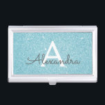 Blauwgroen Aqua Blue Glitter en Sparkle Monogram Visitekaarthouder<br><div class="desc">Blauwgroen Aqua Blue Faux Glitter en Sparkle Elegant Monogram visitekaarthouder voor schoonheidsprofessionals zoals een huidverzorger,  microblading,  wimperextensies,  haar of make-up schoonheidssalonmanager of medewerker. Deze visitekaarthouder kan worden aangepast om uw initiaal en voornaam op te nemen en maakt een geweldig verjaardagscadeau of kerstcadeau.</div>