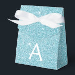Blauwgroen Blauw Aqua Glitter & Sparkle Monogram Bedankdoosjes<br><div class="desc">Blauwgroen Blue Aqua Faux Glitter en Sparkle Elegant Gift Box. Deze geschenkdoos kan worden aangepast om uw initiaal en voornaam op te nemen en maakt een geweldige verjaardags-,  bruiloft-,  vrijgezellenfeest-,  vrijgezellenfeest- of baby shower geschenkdoos. Neem contact op met de ontwerper voor aangepaste overeenkomende items.</div>