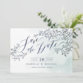 Blauwgroen blauw blustige florale kalligrafie beha save the date (Staand voorkant)