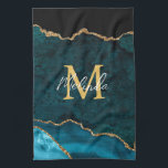 Blauwgroen Blauw en Gouden Marmeren Agaat Theedoek<br><div class="desc">Deze keukenhanddoek heeft een elegante en glamoureuze agaat marmeren achtergrond met geode edelsteen detaillering en faux gouden glitter accenten. Het monogram combineert handgeschreven script en moderne schreefloze lettertypen voor een stijlvolle en verfijnde look. Dit maakt het ideale cadeau omdat het kan worden aangepast met een naam en initiaal. De diepblauwe...</div>