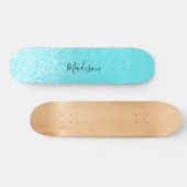 Blauwgroen blauw glitterlicht op maat persoonlijk skateboard (Horizontaal)