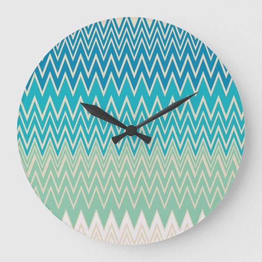 Blauwgroen blauw, turquoise en groene zigzags grote klok (Voorkant)