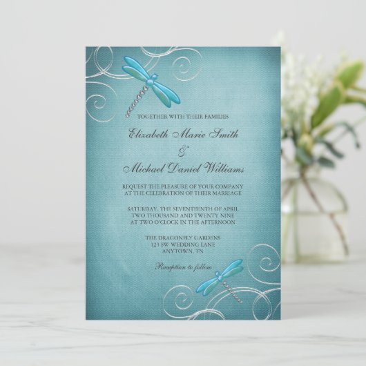 Blauwgroen blauwe dragonfly zweeft bruiloft kaart (Staand voorkant)