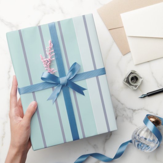 Blauwgroen blauwe grijze strepen, eenvoudig cadeaupapier (Geschenken)