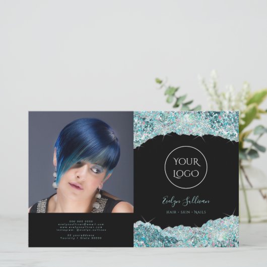 Blauwgroen brochure voor nevelglitter (Staand voorkant)