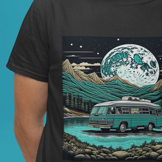 Blauwgroen  camper in de bergen Retro T-shirt