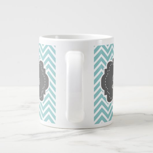 Blauwgroen Chevron Aangepaste Giant Coffee Mok (Achterkant)