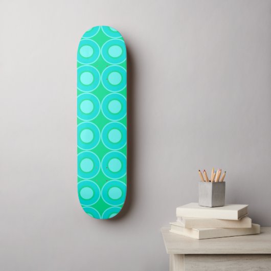 Blauwgroen donuts met vulling op munt persoonlijk skateboard (Muurkunst)