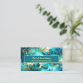 Blauwgroen edelsteen met gouden geometrische visitekaartje (Staand voorkant)