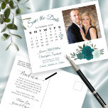 Blauwgroen en Aqua Rozen Foto & Agenda Opslaan Dat Aankondigingskaart<br><div class="desc">Deze trouwe bruiloft Save the Date briefkaart heeft een elegant bloemontwerp voor de waterverf met een boeket van prachtige handbeschilderde rozen en bloesems in tinten van blauwgroen, turquoise en aqua. De linkerkant van de kaart heeft een klantgerichte kalender met een hart rond uw trouwdatum, evenals ruimte voor uw namen, de...</div>