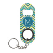 Blauwgroen en geel monogram van het Chevron Patter Mini Flessenopener (Voorkant)