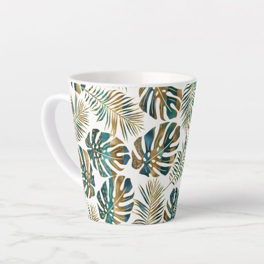 Blauwgroen en gouden gepatterde tropische bladeren latte mok (Linkerhoek)