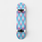 Blauwgroen en roze petaalpatroon skateboard (Voorkant)