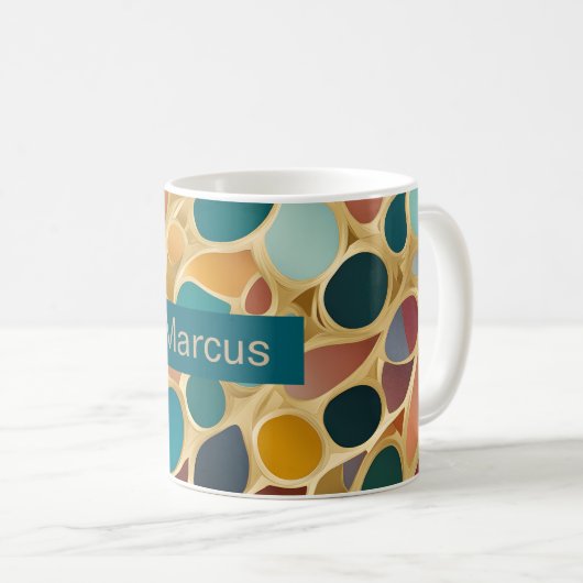 Blauwgroen en wijnkleurdruppels op goud koffiemok (Voorkant rechts)