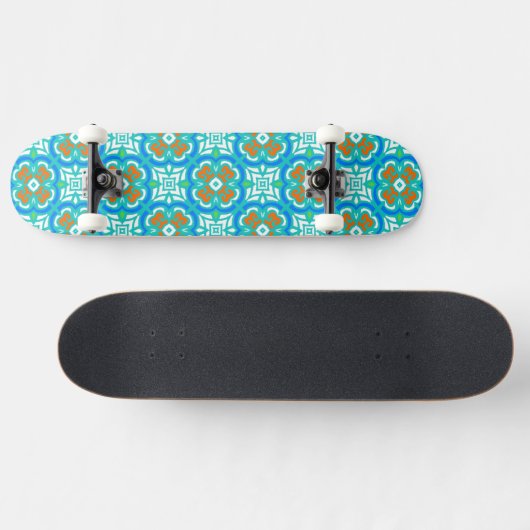 Blauwgroen etnisch patroon skateboard (Horizontaal)
