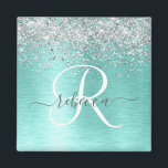Blauwgroen geborsteld metaal Silver Glitter Monogr Magneet<br><div class="desc">Pas dit trendy chic magnet-ontwerp met  zilveren mousserend glitter eenvoudig aan op een blauwgroen geborstelde metalen achtergrond.</div>