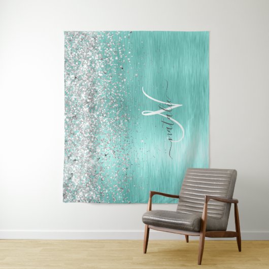 Blauwgroen geborsteld metaal Silver Glitter Monogr Wandkleed (In situ)