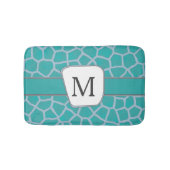 Blauwgroen Giraffe Afdrukken Aangepast monogram Badmat (Voorkant)