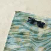 Blauwgroen gouden zebraprint strandlaken (In situ)