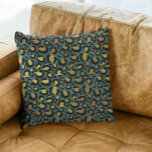Blauwgroen goudmetaalhoudende Folie Glam Lopard Fu Kussen<br><div class="desc">Dit ontwerp werd gecreeerd door digitale kunst. Het kan worden gepersonaliseerd door de aanpassingsknoop te klikken en de kleur te veranderen, een naam, initialen of uw favoriete woorden toe te voegen. Neem contact met me op colorflowcreations@gmail.com als je dit ontwerp op een ander product wilt gebruiken. Koop mijn oorspronkelijke abstracte...</div>
