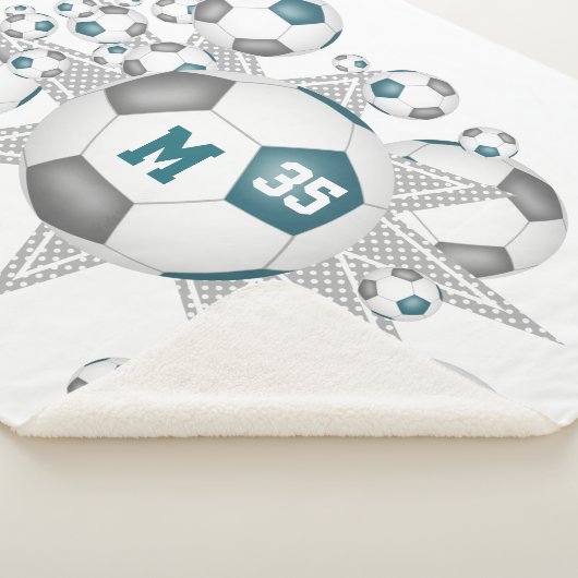 blauwgroen grijs decor-voetbal sherpa deken (3/4)