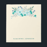 Blauwgroen handgemaakte bloemen, aangepast notitieblok<br><div class="desc">Dit kleurrijke florale notitieblok heeft een met de hand getekende florale afbeelding bovenaan. Het ontwerp biedt de kleuren: blauwgroen, donkerblauw, grijs en groen. De achtergrondkleur is crème, hoewel deze kan worden gewijzigd in elke beschikbare kleur door deze aan te passen. De tekst, dichtbij de bodem, staat u toe om een...</div>