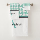 Blauwgroen houndstooth-monogram bad handdoek (Insitu)