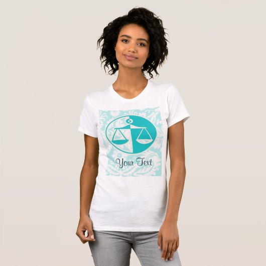 Blauwgroen justitieschalen t-shirt (Voorkant volledig)