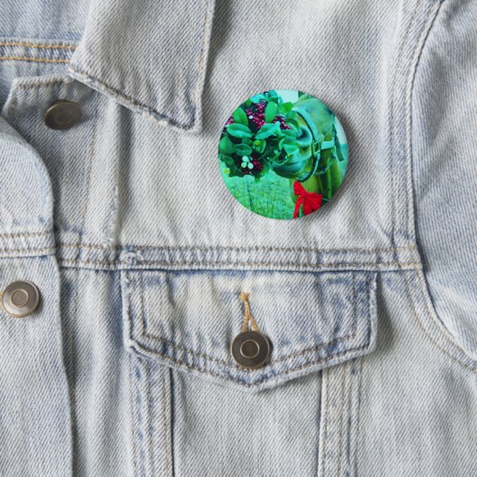 Blauwgroen kerstmannetje ronde button 5,7 cm (In situ)