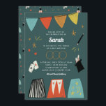 Blauwgroen Magic Show Bar Bat Mitzvah Uitnodiging<br><div class="desc">Verfijn uw gasten met een show-tegenhoudend Magisch Show thema. Dit speelse ontwerp is voorzien van handgetekende illustraties vol leuke en opvallende magie op een prachtige blauwgroen achtergrond! Pas uw eigen partijdetails aan en rond de partij met de volledige de partijlevering van het Show van de Magic.</div>