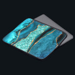 Blauwgroen marineblauw gouden glitter marmeren lap laptop sleeve<br><div class="desc">Laptophoezen met Agaat Blauwgroen en Navy Blue Glitter Marble Aqua Turquoise Geode cadeau - of voeg Jouw naam / tekst toe - Maak uw speciale laptophoes cadeau! Formaat wijzigen en verplaatsen of verwijderen / toevoegen van tekst / elementen met aanpassingstool! Ontwerp door MIGNED! Zie mijn andere projecten/design en schilderijen. Je...</div>