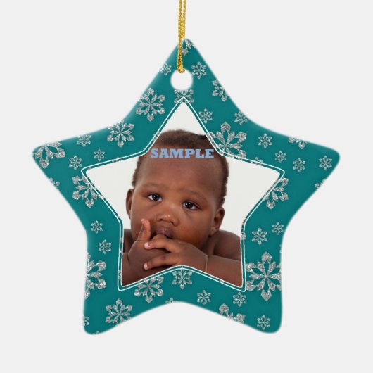 Blauwgroen Silver Snowflakes Fotosjabloon voor Ker Keramisch Ornament (Voorkant)