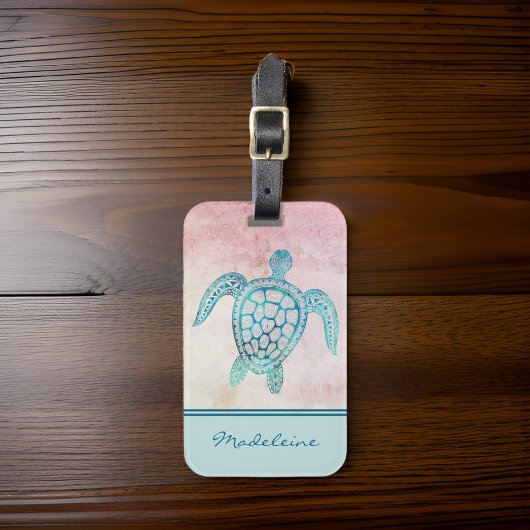 Blauwgroen Tribal Turtle op Pastel Sunset Waterver Bagagelabel