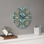 Blauwgroen Turquoise Blue Grey Brown Hip Bohemian  Grote Klok<br><div class="desc">Mooie hedendaagse ochregeel, bruin, grijs groen, turquoise, blauwgroen blauw en grijs gekleurd mozaïekpatroon van Bohemen. Moderne en coole vormgeving voor de trendmatige binnenhuisdecorator en de kunstliefhebbende heuptrendsetter, de retro-stijl of de abstracte geometrische bewegingsliefhebber. Dit leuke en schattige hipsterontwerp is beschikbaar op een grote verscheidenheid van home décor accenten en accessoires...</div>