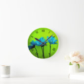 Blauwgroen Turquoise Daisies op Lime Green Flowers Ronde Klok (Huis)